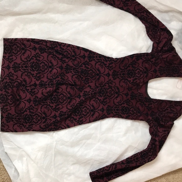 Women’s Long Sleeve Burgundy Dress - Picture 2 of 2